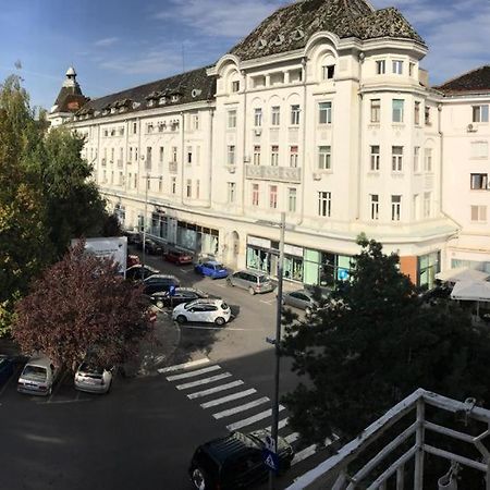 Old Town English Park Residence クラヨーヴァ エクステリア 写真