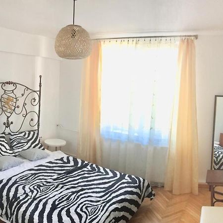 Old Town English Park Residence クラヨーヴァ エクステリア 写真